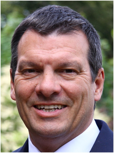 Dr David Ray